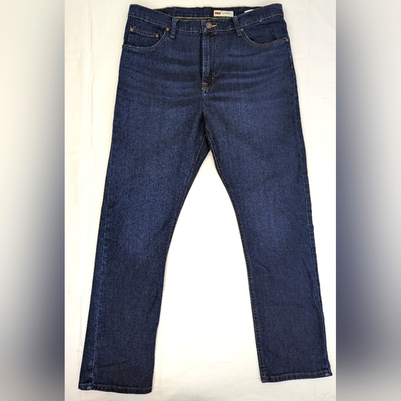 Wrangler Slim Straight Jeans, Men 36 x 32, 5-Pocket Med Wash High Rise - A25 - Picture 2 of 14
